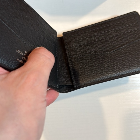 Louis Vuitton Slender Wallet 100% Authentic - Picture 16 of 17